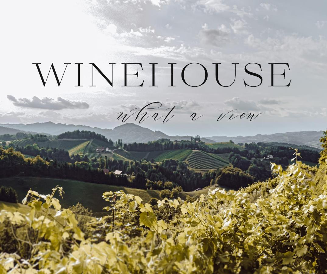 Вілла Winehouse Living Лойчах Екстер'єр фото